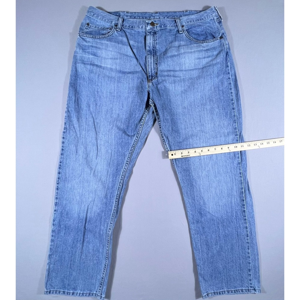 Wrangler Premium Quality Relaxed Fit Jeans Men's 42x30 Medium Wash Blue Denim - Picture 6 of 16